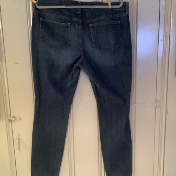 Old Navy The Diva plus size jeans - Picture 6 of 6